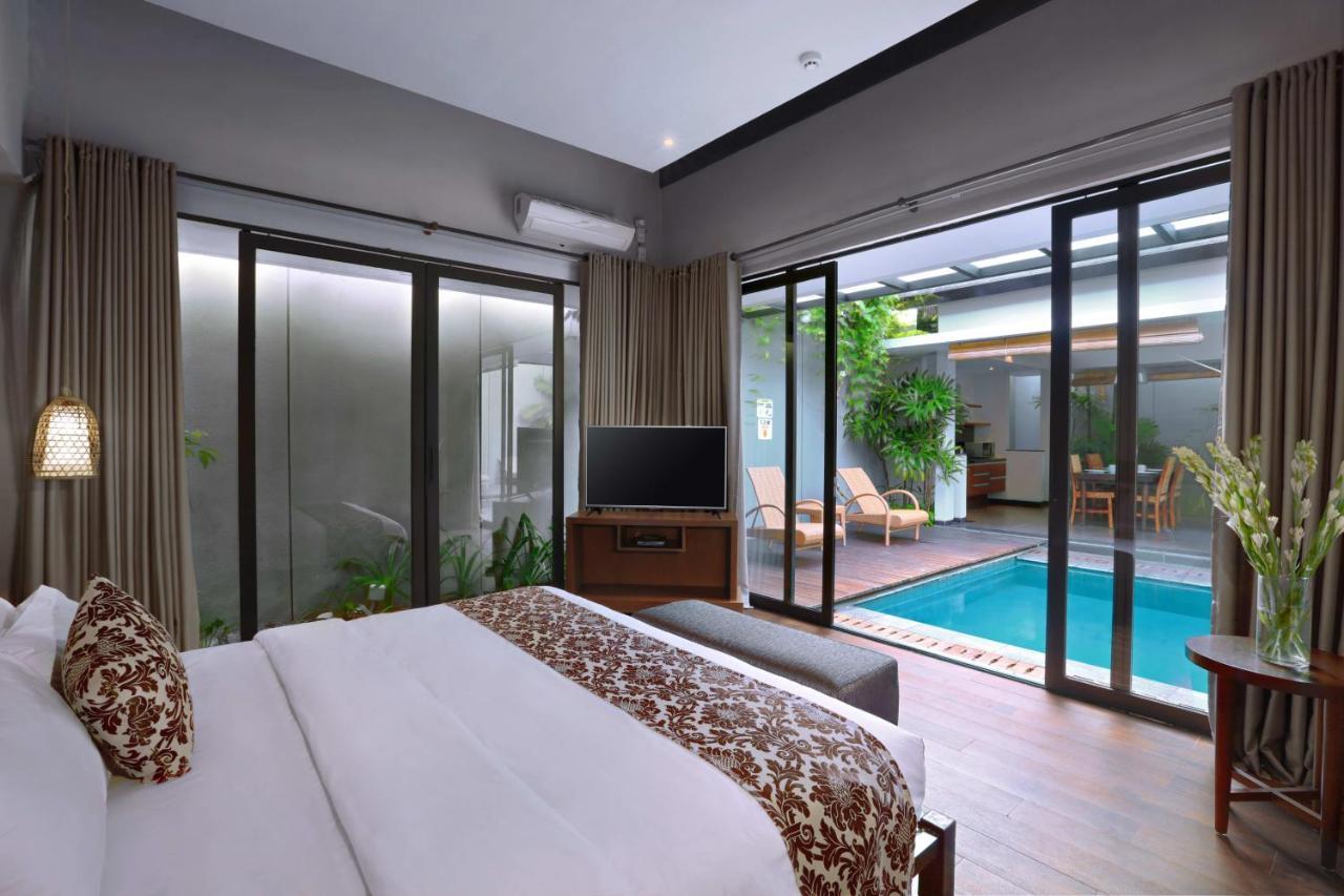 Kamuela Villa Lagoi Bay Bintan Exterior photo