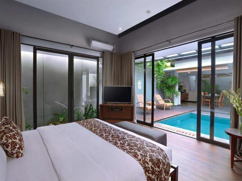 Kamuela Villa Lagoi Bay Bintan Exterior photo