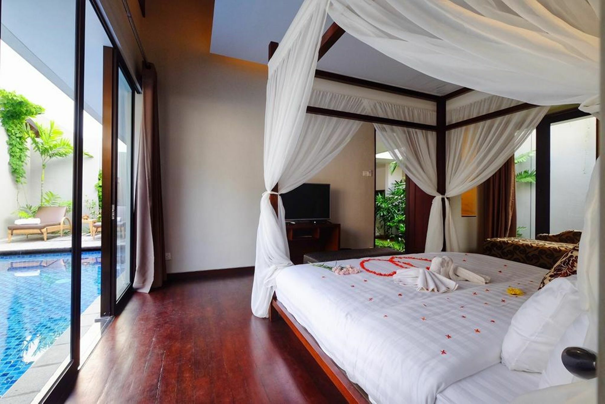 Kamuela Villa Lagoi Bay Bintan Exterior photo
